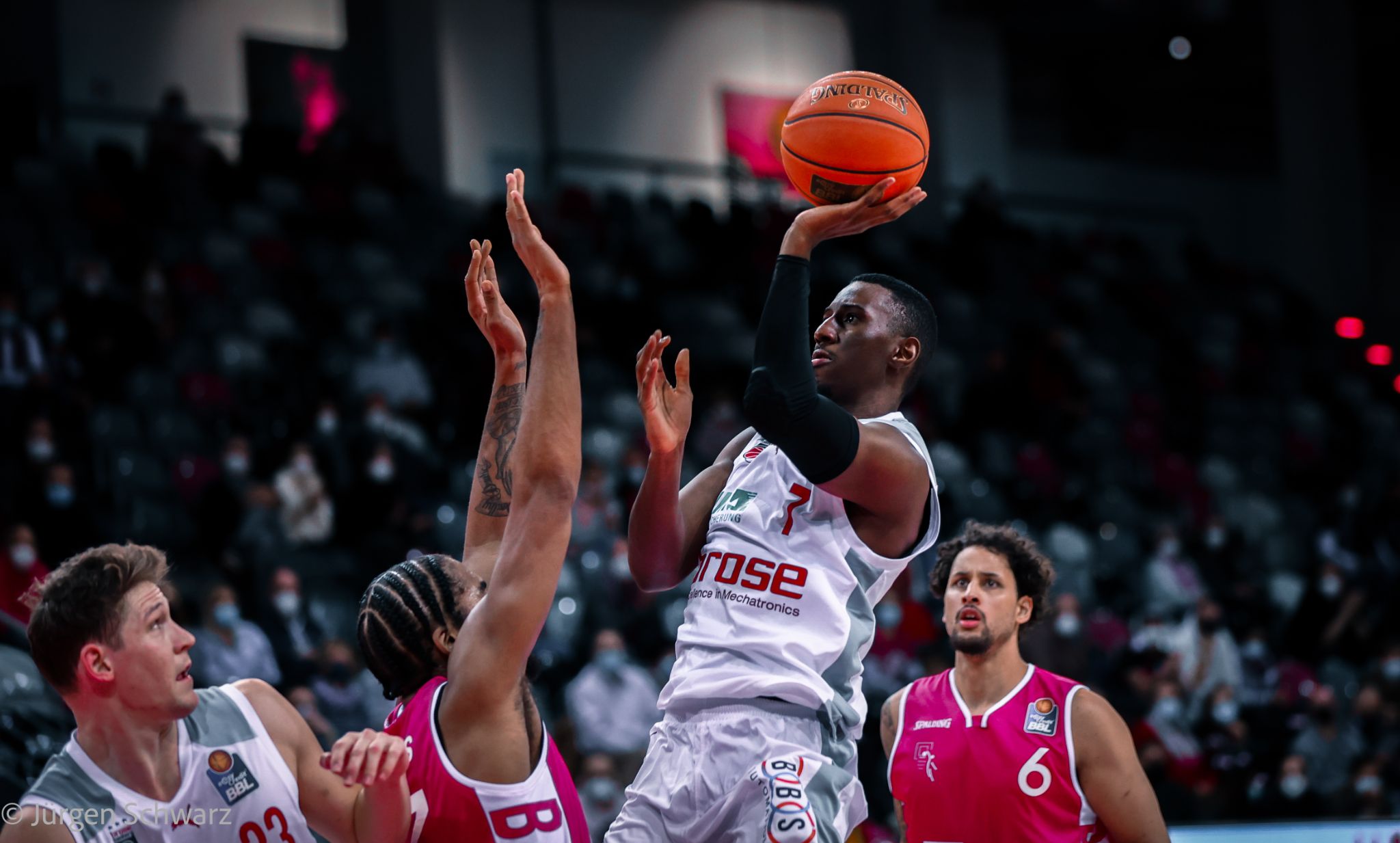 Telekom Baskets Bonn vs Brose Bamberg